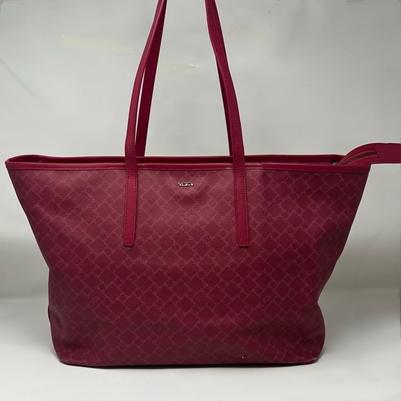 TUMI EVERYDAY TOTE BAG COATED CANVAS/ LEATHER/ RESPBERRY - Picture 2 of 13